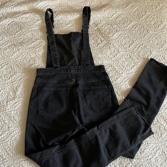 Madewell Skinny Overalls in Lunar Wash - Picture 5 of 6